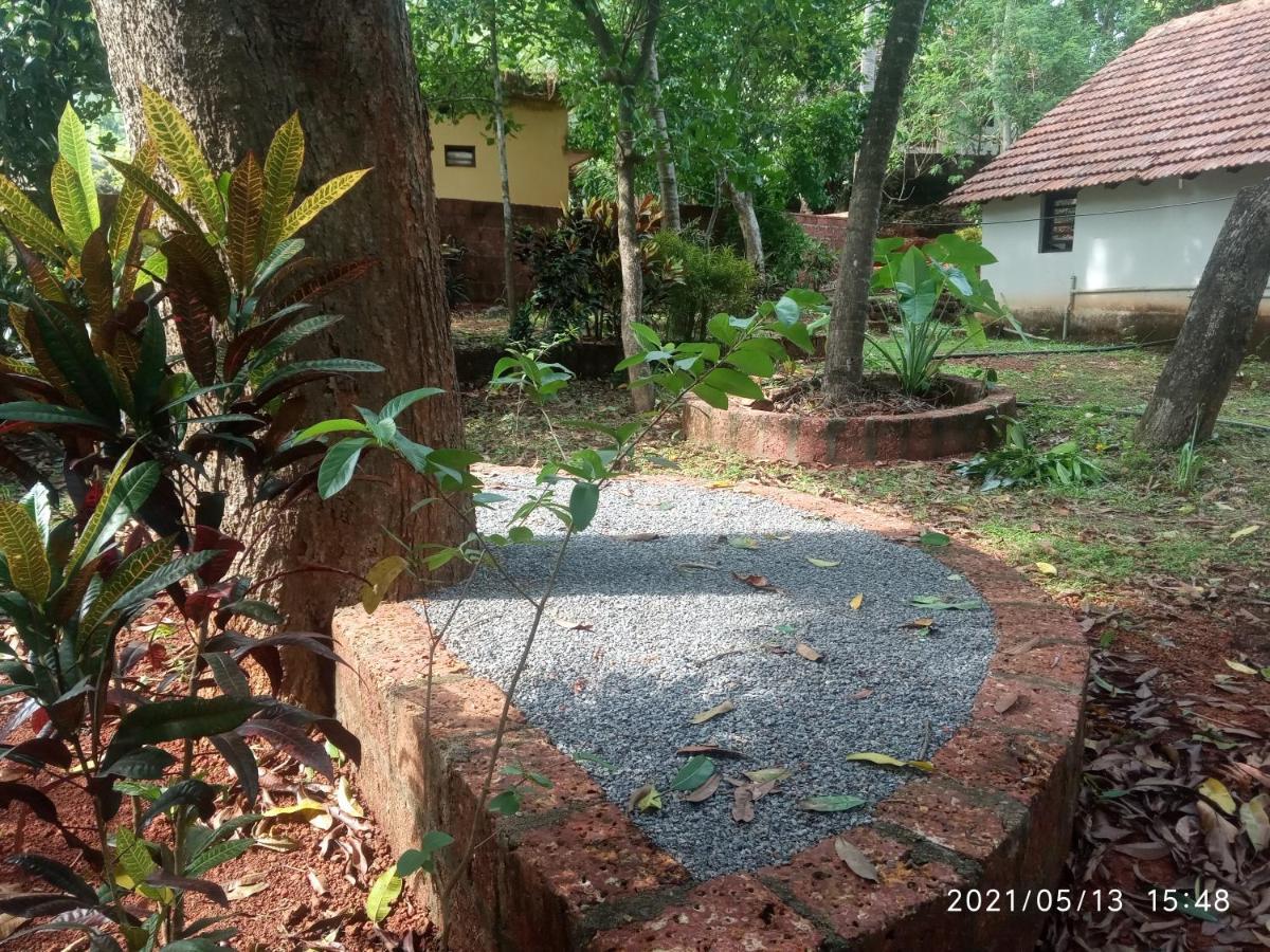 Bb Home Kumbla Exterior photo